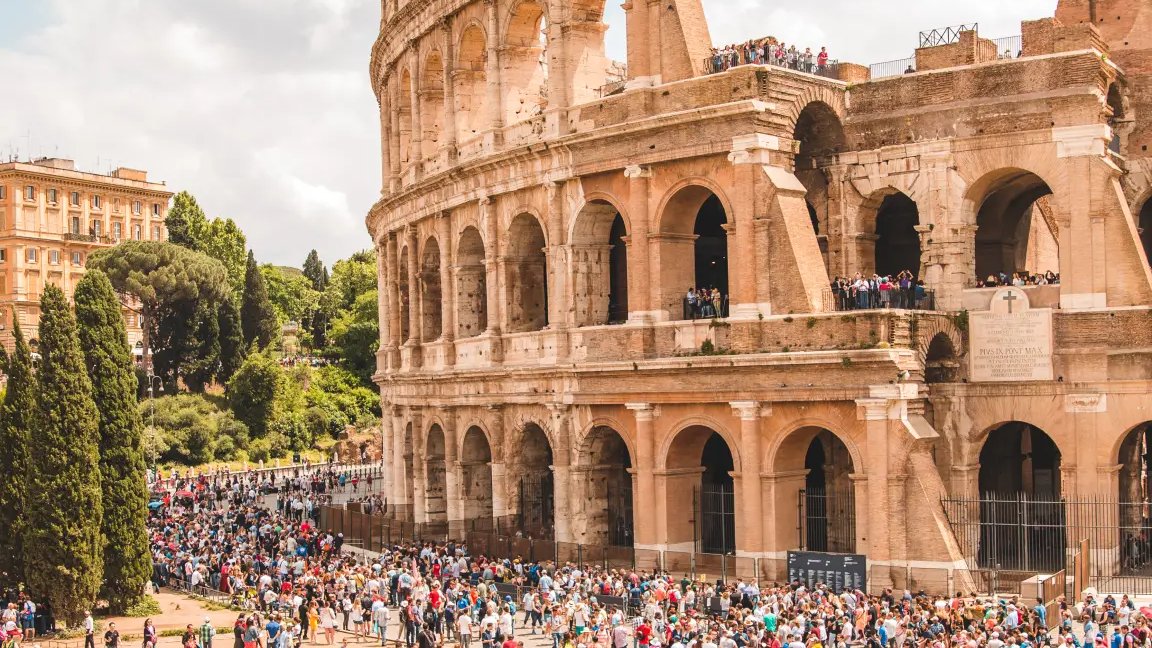 MarioNawfal's tweet photo. 🇮🇹 U.S TOURIST IMPALES HIMSELF ON COLOSSEUM FENCE IN SELFIE DISASTER

A 47-year-old American visiting Rome just learned the hard way that ancient ruins and impulsive photo ops don’t mix.

While apparently trying to score a better selfie view, he climbed the railing at the Colosseum — and fell, spine-first, onto a metal spike.

It took paramedics 20 minutes to un-skewer him from the fence as horrified tourists watched.

He needed 80 stitches and was rushed to the hospital in critical condition — and likely won’t forget his Roman holiday anytime soon.

Source: New York Post