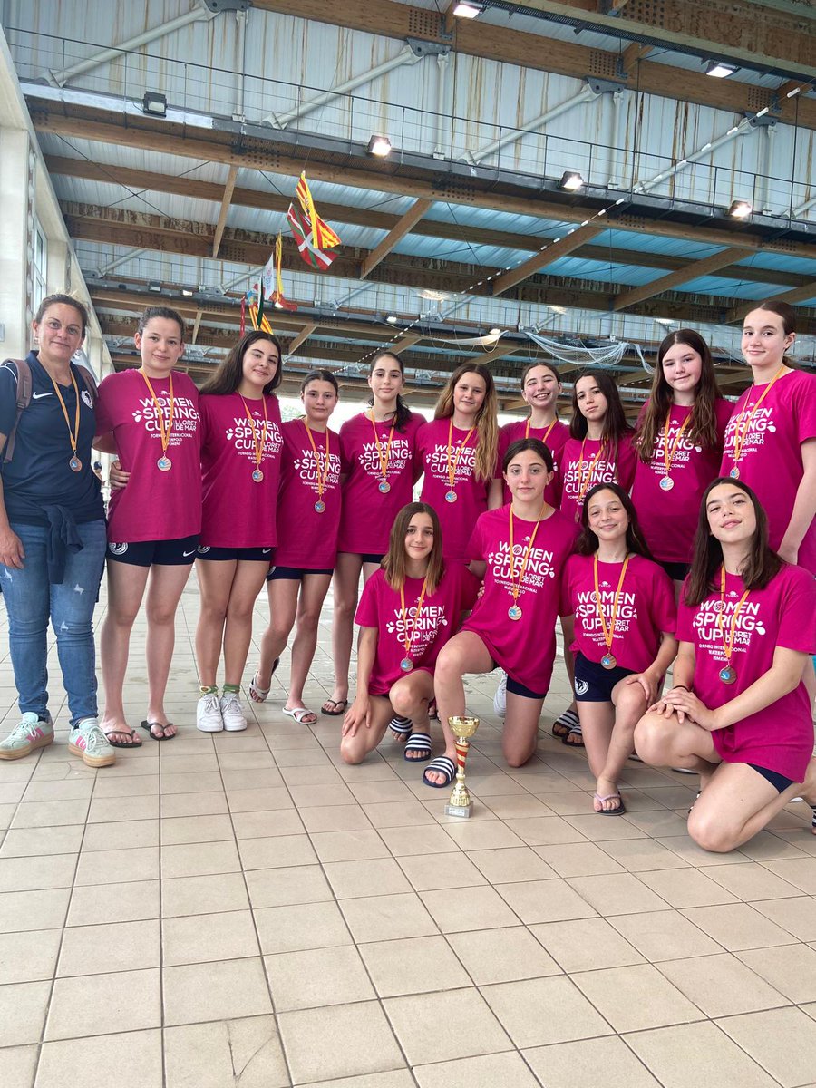 CNS Waterpolo tweet media