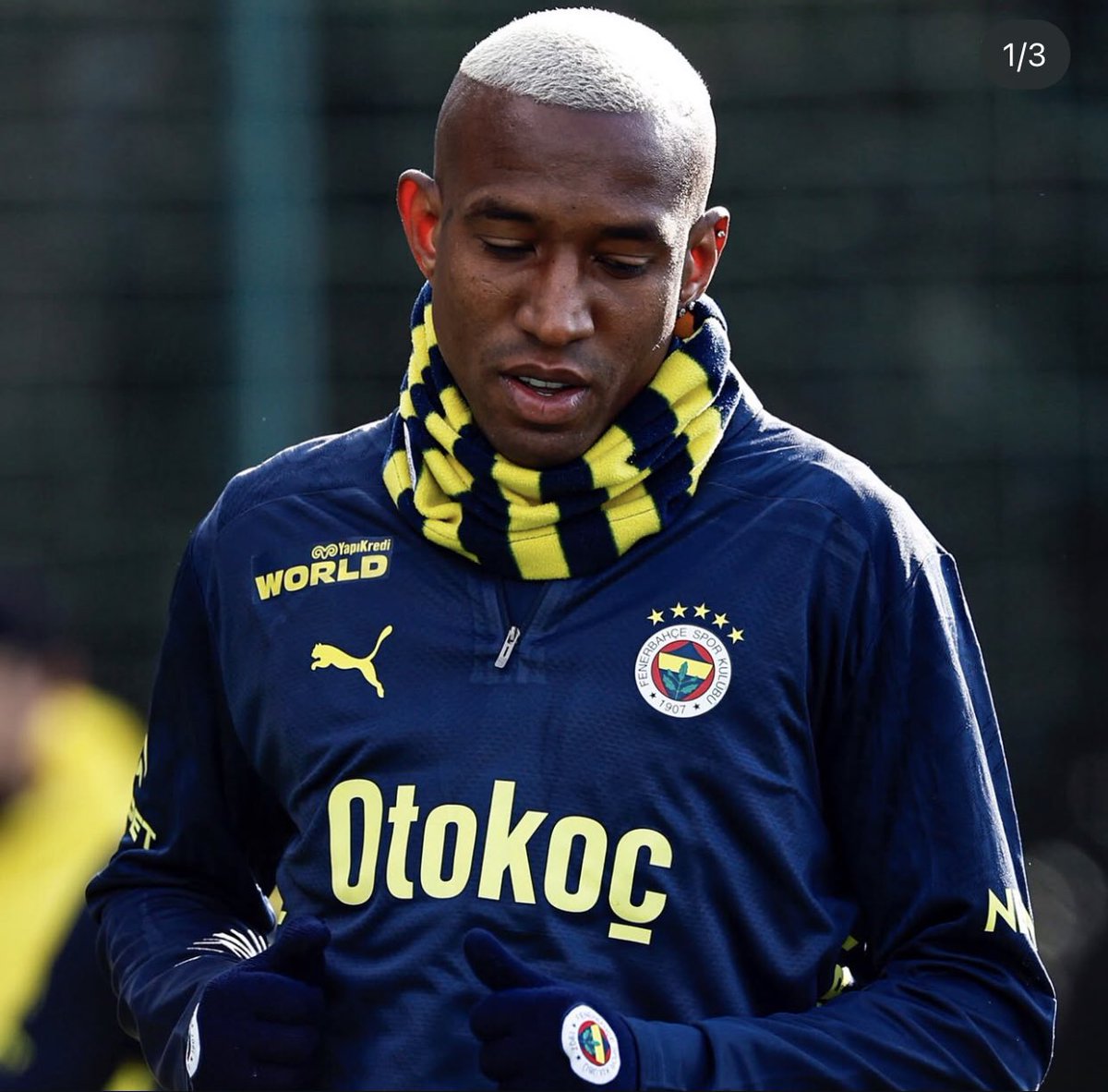 OsmanAdali_'s tweet photo. Beşiktaştan başka bi takımda oynamam diyordu , cidden oynayamıyor 😂🦅 https://t.co/LiCk4swIQT