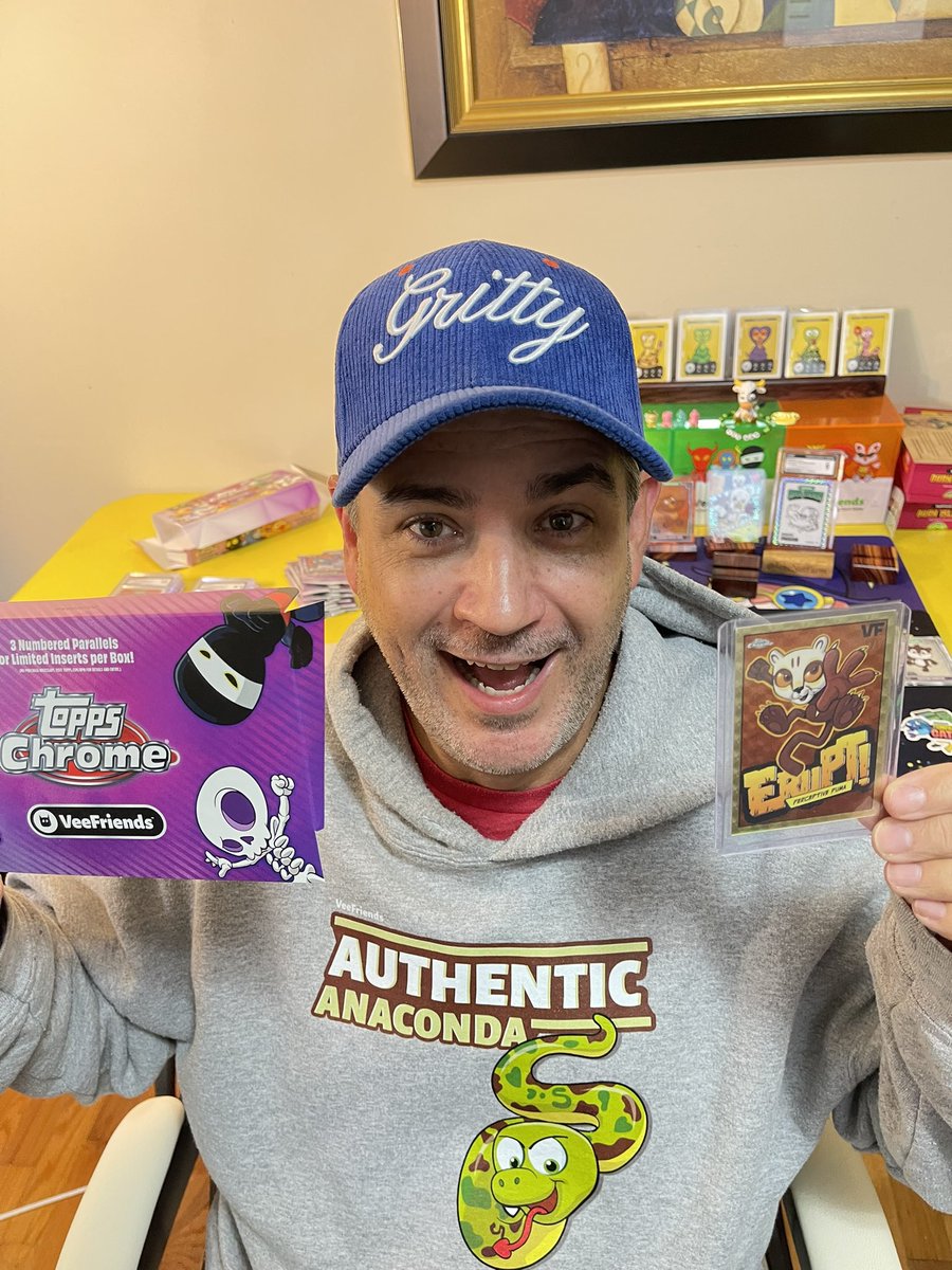 Well…very first Topps Chrome break was insane today! If you missed it we pulled this 1/1 Superfractor🔥🔥🔥
<a href="/JayKoeppel/">Jason Koeppel</a> won the auction and was ripped live on whatnot. 
<a href="/veefriends/">VeeFriends</a> <a href="/VeeFriendsCards/">VeeFriends Cards</a> <a href="/garyvee/">Gary Vaynerchuk</a> 
I’m still in shock 😳