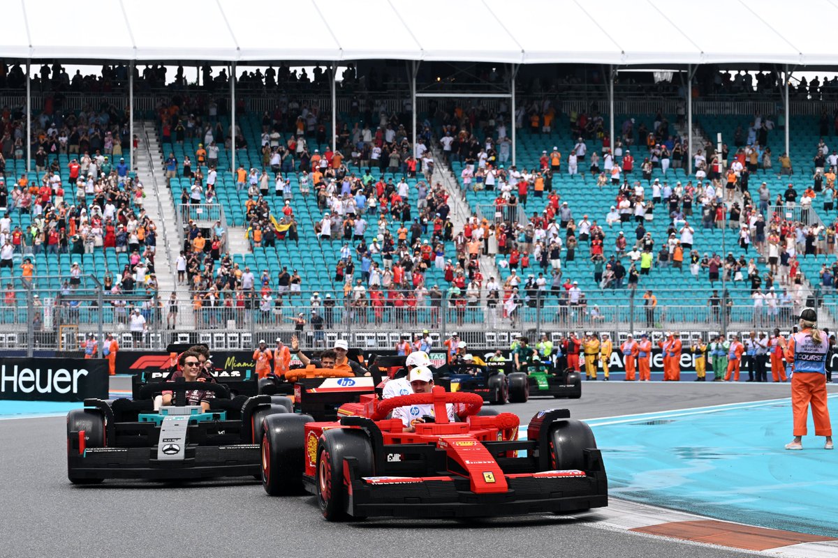 Incredible scenes 🤩

10 life-size <a href="/LEGO_Group/">LEGO</a> Formula 1 cars raced by our drivers! 

#F1 #MiamiGP