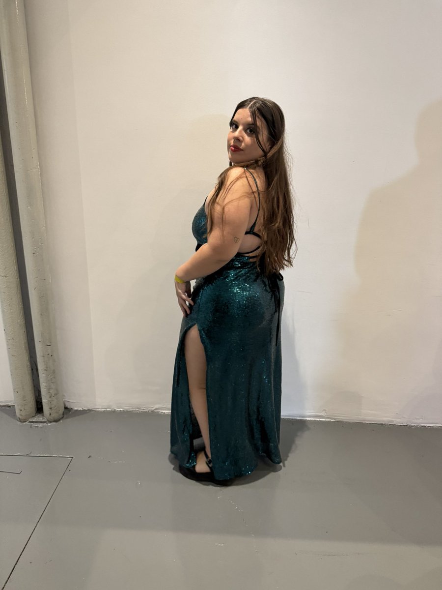 LaritaLG tweet media