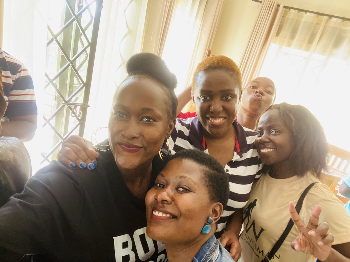 DorynClara's tweet photo. The meet up radiated synergy and care for each other sparking into meaningful conversations and laughter.
As YALI alumni we’re a community rooted in purpose, lifting each other and unwavering support
Sunday well spent in Buloba 🫶🏻🥰
#Caringforeachother
#Supportingeachother https://t.co/tXYf9Q2MAe