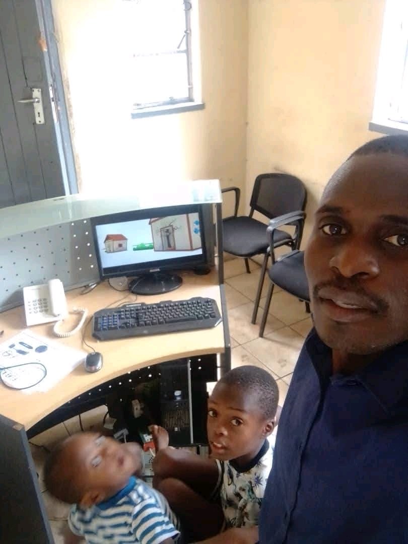 CodetekS's tweet photo. The greatest strength in business is creating a positive and productive work environment. https://t.co/zW63W2e193