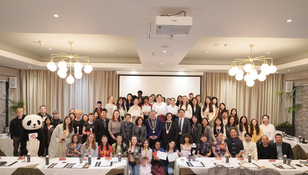 instituteucc's tweet photo. We proudly hosted the 18th #ChineseBridgeforSecondarySchoolStudents (Irish Region)! Students amazed the audience with speeches, calligraphy, music, kung fu and more—showcasing talent, passion, and cultural connection. A true celebration of language and friendship! 🇨🇳🌍❤️ https://t.co/fsyT7sxJ1y