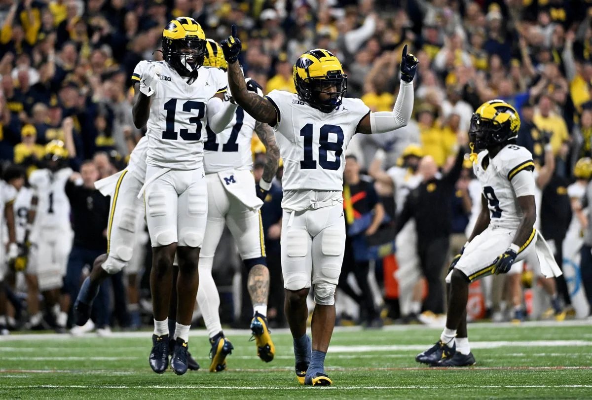 Michigan DB transfer Ja'den McBurrows will visit Virginia on Thursday, his agent Mike Mussell of <a href="/GSEworldwide/">GSE Worldwide</a> tells <a href="/247Sports/">247Sports</a>.

McBurrows has previously also visited App State &amp; JMU. He's played in 15 games the last 2 seasons with 11 tackles &amp; an INT. 

247sports.com/player/jaden-m…