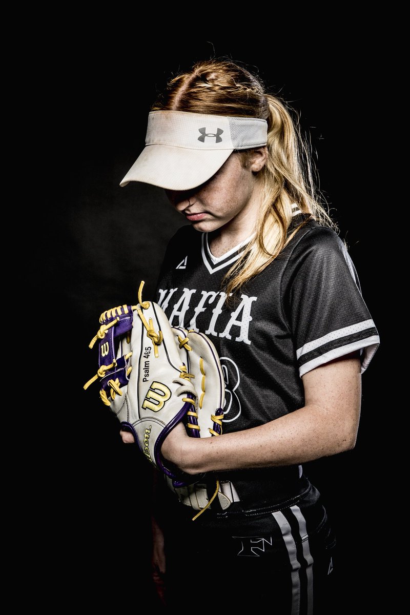 haidynwork2028's tweet image. 34 more days til we hit the field!
@5starsavageva @EastonFastpitch @wilsonballglove @UnderArmour #rollmaf #wilsonsports #eastonfastpitch #pinklemonade #a2000