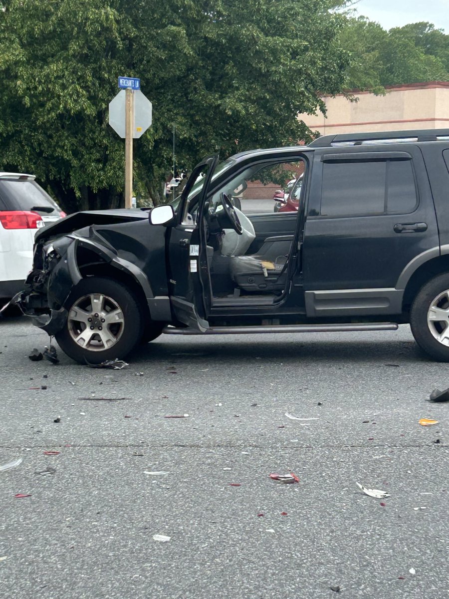 I’m good but my car is probably totaled. Had a driver jump out in front of me in the middle of nowhere. I have bookings for at least the next two months straight.

$joshfullerpw on cashapp, @JoshFullerPW on Venmo if you want to help ty 🙏