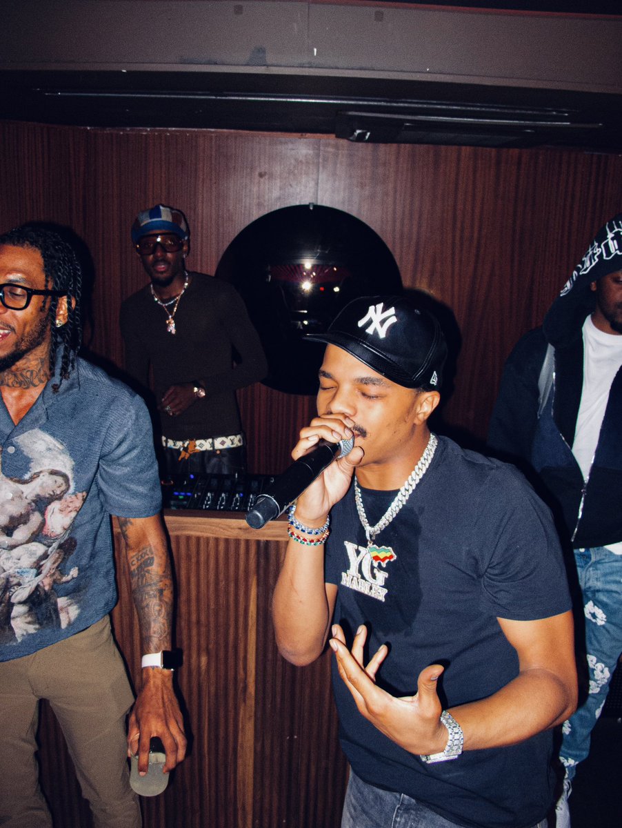 Happy Birthday  to my favorite Taurus ♉️  #akeemmorris 
Thank you #ygmarley for joining us.  Its was a night to remember. 
🇯🇲 🖤🇯🇲🖤🇯🇲.  One Love……..