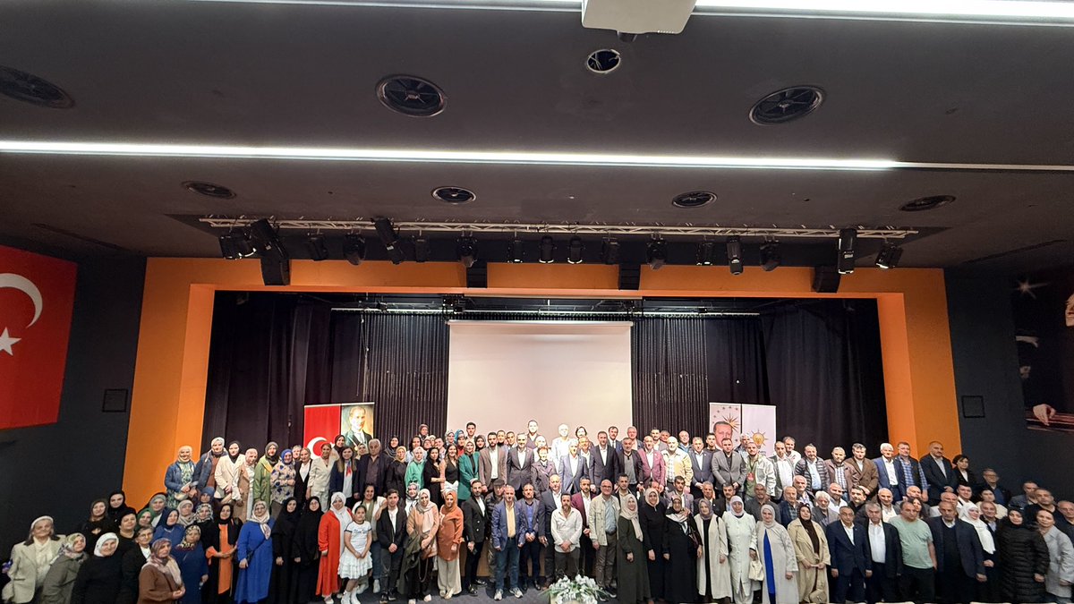 Mustafa ATAŞ (@mustafaatas) on Twitter photo Ataşehir İlçe teşkilatımızın düzenlediği İlçe Danışma Meclisi toplantısına katılarak teşkilat mensuplarımızla hasbihal ettik.
Emeği geçen arkadaşlara be katılım sağlayan teşkilat mensuplarımıza teşekkür ederim.
<a href="/akpartiistanbul/">AK Parti İstanbul</a>
<a href="/atasehirakparti/">AK Parti Ataşehir</a>
<a href="/Nurullahaktas__/">Nurullah AKTAŞ</a>
<a href="/burakcifci34/">Burak ÇİFCİ</a> Ataşehir İlçe teşkilatımızın düzenlediği İlçe Danışma Meclisi toplantısına katılarak teşkilat mensuplarımızla hasbihal ettik.
Emeği geçen arkadaşlara be katılım sağlayan teşkilat mensuplarımıza teşekkür ederim.
<a href="/akpartiistanbul/">AK Parti İstanbul</a>
<a href="/atasehirakparti/">AK Parti Ataşehir</a>
<a href="/Nurullahaktas__/">Nurullah AKTAŞ</a>
<a href="/burakcifci34/">Burak ÇİFCİ</a>