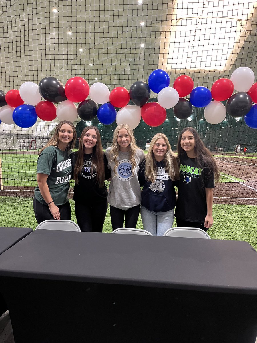 Congrats to our seniors of signing to go play at the collegiate level

Thank you all for your dedication to the program and allowing us to be apart of your journey!!

(Not pictured Ella Kucala &amp; Natalie Muellner)