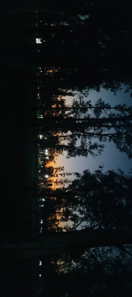 18Andreees's tweet photo. Atardecer/noche :) https://t.co/YvzBldflMa