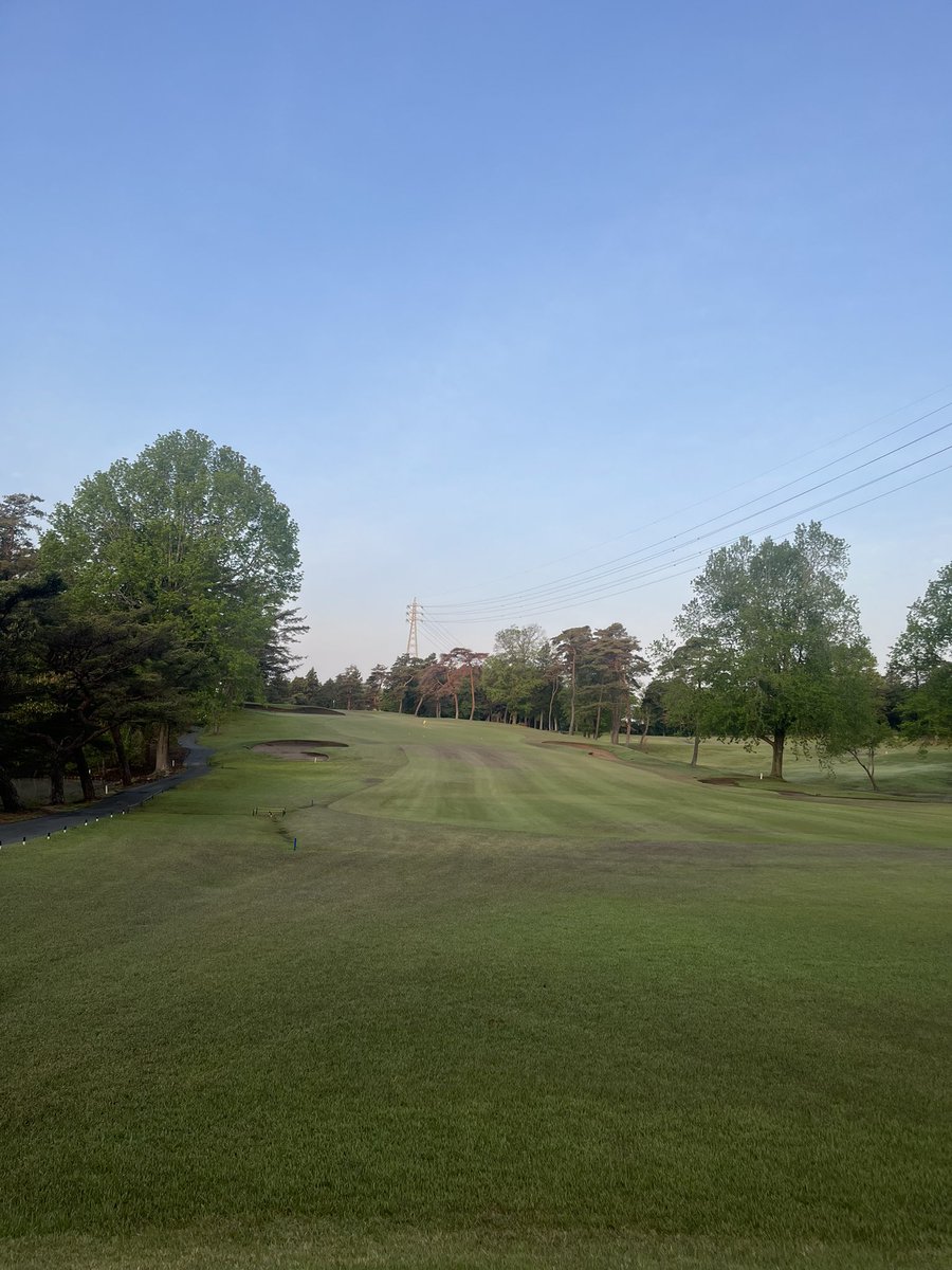 一年ぶりの早朝ゴルフ⛳️