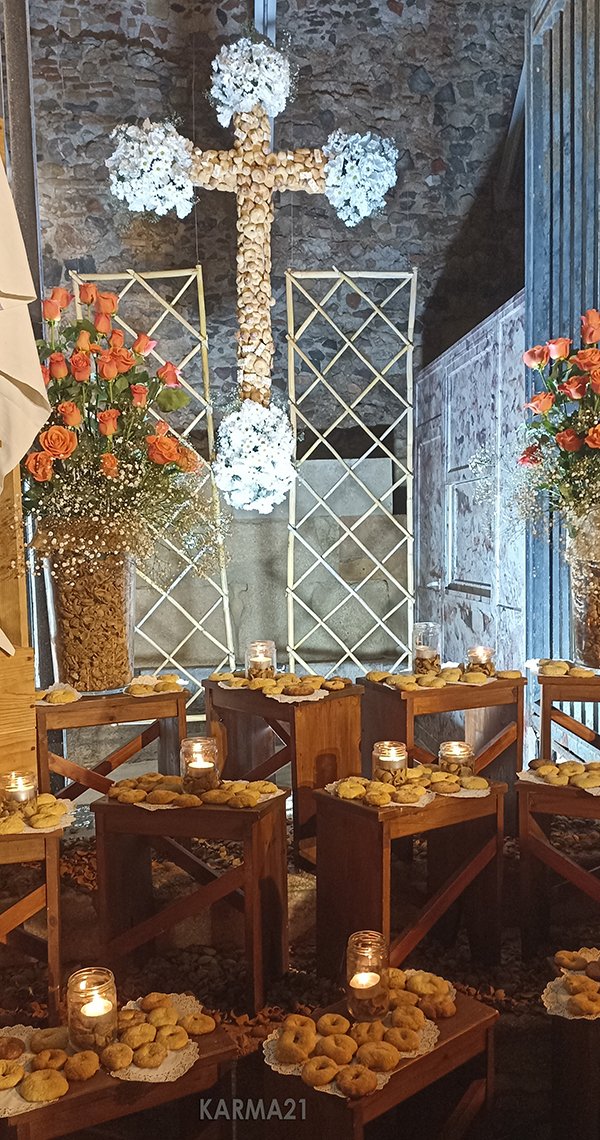 Cuando parecía que ya era imposible hacer más por la identidad de Cartagena y sus tradiciones, se han vuelto a superar. 

Y, es que los del <a href="/grupolapalma/">G.Folklore LaPalma</a> Ciudad de Cartagena han plasmado en un cruz de Mayo cartagenera de pro, una de las señas de identidad de Cartagena, ( sigue)