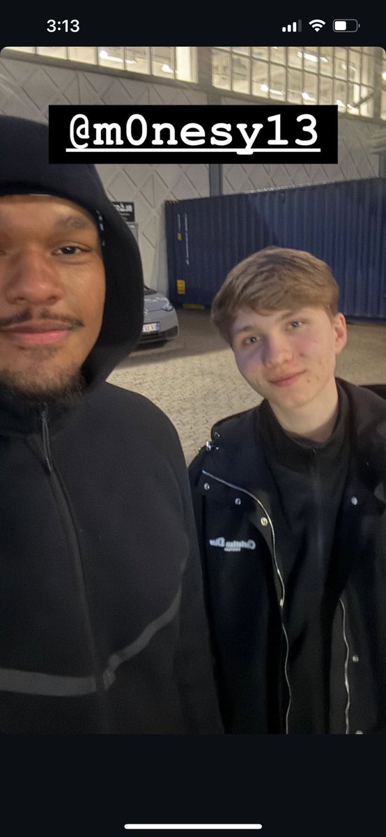 c2flame's tweet image. hdoe with monesy and niko y’all don’t even understand the aura and how crazy this is. #3goats