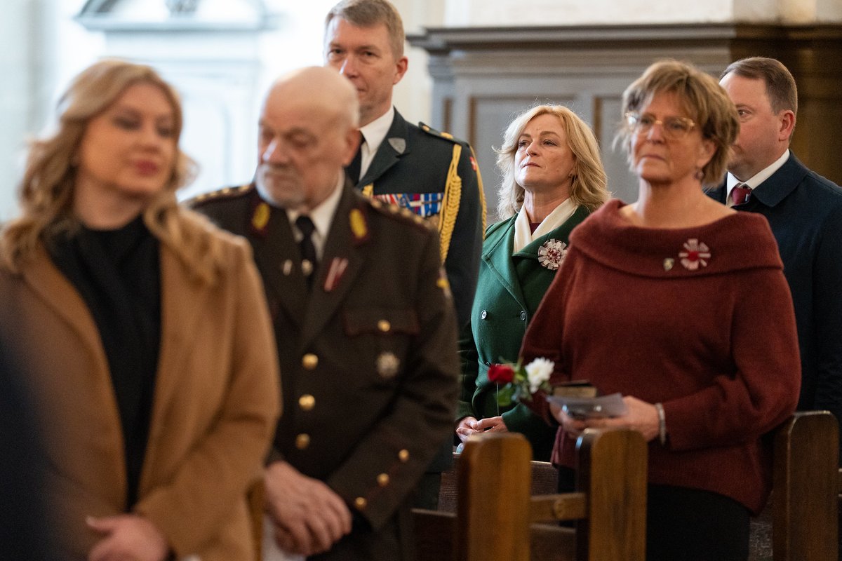 🇱🇻Latvijas Republikas Neatkarības atjaunošanas diena mums atgādina, ka latviešu valoda, zeme un tauta nav tikai simboli, bet pamats brīvai Latvijai. Latvija ir jāsargā! Ar vārdu, darbiem un stāju!
Sirsnīgi sveicu Latvijas Republikas Neatkarības atjaunošanas dienā!🇱🇻