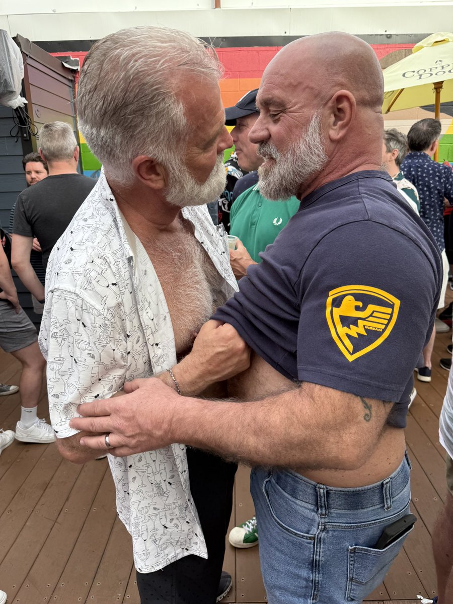 Beautiful DC men! ❤️🌈🔥