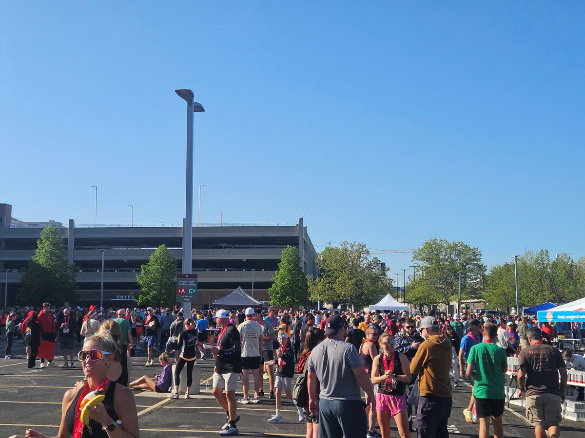 The 2025 Lincoln Marathon was spectacular! Special thanks to Dr. Jared Maciejczak, Dr. Jered Lemkau, Dr. Ryan Umland, Dr. Weston Pickhinke, and Dr. Bruce Godfrey for volunteering today to treat the runners. We (&amp; the runners) appreciate your help!  #lincolnmarathon #chiropractic