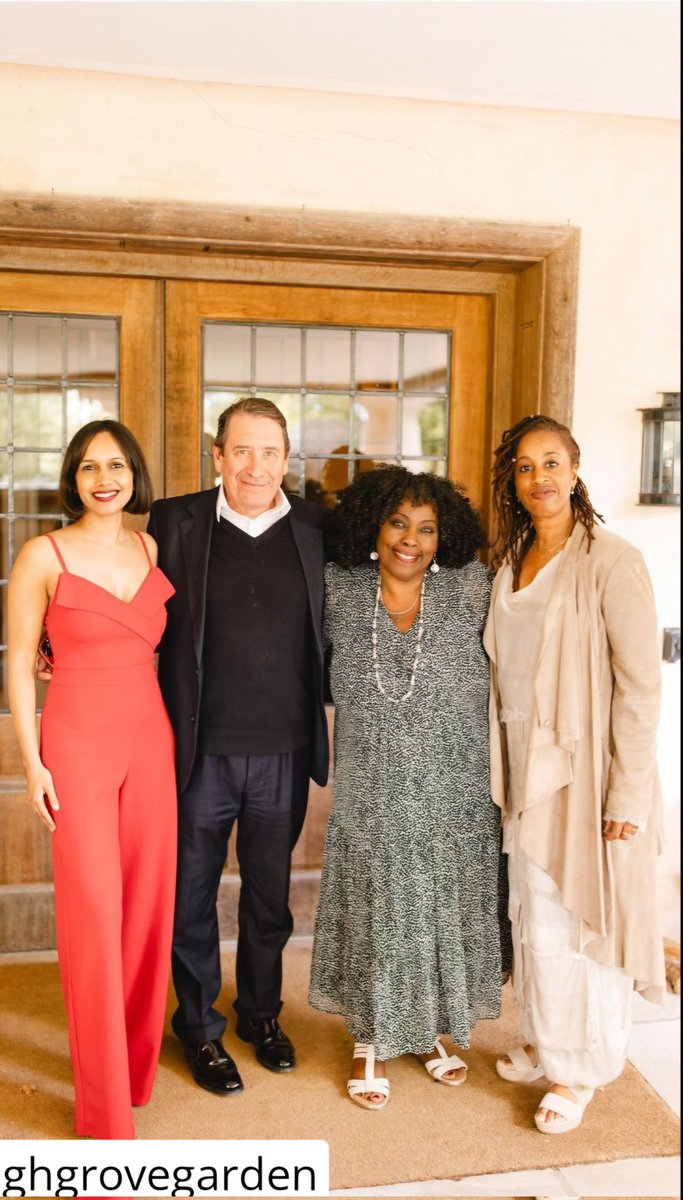 Sumudu (@sumudutweets) on Twitter photo #Repost @highgrovegarden
What an incredible afternoon at Highgrove with Jools Holland <a href="/JoolsBand/">Jools'R&B Orchestra</a> and his amazing guest vocalists Louise Marshall, Sumudu Jayatilaka, and Ruby Turner! The atmosphere was truly electric, intimate yet vibrant...
📸 // @courtneylouisephotography #Repost @highgrovegarden
What an incredible afternoon at Highgrove with Jools Holland <a href="/JoolsBand/">Jools'R&B Orchestra</a> and his amazing guest vocalists Louise Marshall, Sumudu Jayatilaka, and Ruby Turner! The atmosphere was truly electric, intimate yet vibrant...
📸 // @courtneylouisephotography