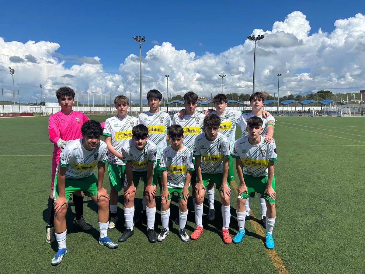 Cadete b 4-2 Sobrarbe 
Primera parte salíamos enchufados y estábamos dominando y llegaron los dos goles, en la segunda parte salían ellos mejores y nos empataron pero pudimos remontar. 🤍💚