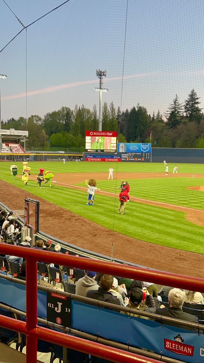 The Growler (@thegrowlerbc) on Twitter photo Last game of the series for our <a href="/vancanadians/">Vancouver Canadians</a> with a 3-2 lead! Go C’s! ⚾️🍻🏟
Check out the Craft Corner for brews from <a href="/HoyneBeer/">Hoyne Brewing Co.</a>, <a href="/okanaganspring/">Okanagan Spring</a>, Parallel 49, <a href="/phillipsbeer/">Phillips Beer</a>, <a href="/steamworksbeer/">Steamworks Beer</a>, or <a href="/YellowDogBeer/">Yellow Dog Brewing</a> to pair with your 3ft hotdog! Last game of the series for our <a href="/vancanadians/">Vancouver Canadians</a> with a 3-2 lead! Go C’s! ⚾️🍻🏟
Check out the Craft Corner for brews from <a href="/HoyneBeer/">Hoyne Brewing Co.</a>, <a href="/okanaganspring/">Okanagan Spring</a>, Parallel 49, <a href="/phillipsbeer/">Phillips Beer</a>, <a href="/steamworksbeer/">Steamworks Beer</a>, or <a href="/YellowDogBeer/">Yellow Dog Brewing</a> to pair with your 3ft hotdog!
