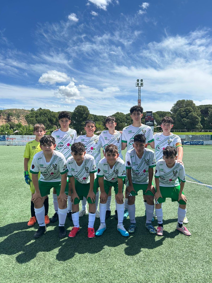 Fraga 1-2 Infantil B

Partido marcado por un fuerte calor que perjudicó el ritmo del partido. Pese a ir por detrás el equipo no cesó en su esfuerzo y logramos remontar en los últimos minutos.🤍💚