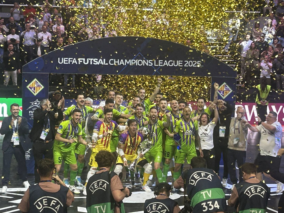 🇪🇺🏆 Històric, Palma Futsal! Tercera Champions seguida i un exemple inesborrable per a tots els nins i nines de les nostres Illes. 

Gràcies per inspirar amb entrega, valors i ambició. Aquesta gesta ja forma part de la llegenda del futbol sala balear i europeu. 
Enhorabona,⭐️⭐️⭐️