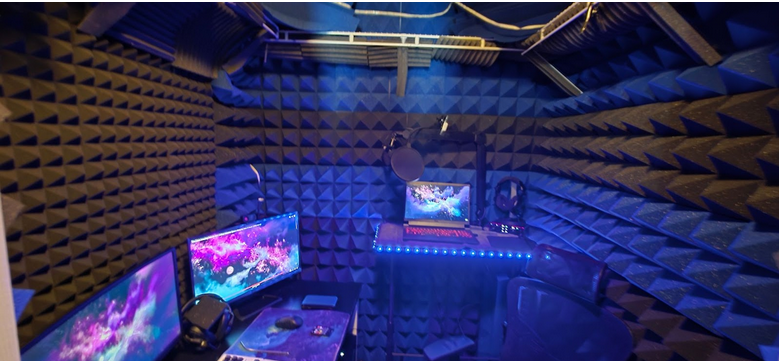 ZachWinkVA's tweet photo. @YuKingVA This is my recording space. It's a walk-in closet/gamer cave totally repurposed. If you're interested in the building process let me know. It took about two weeks, one week of planning, shipping foam and one week building cutting foam. https://t.co/46K5nsOxA5