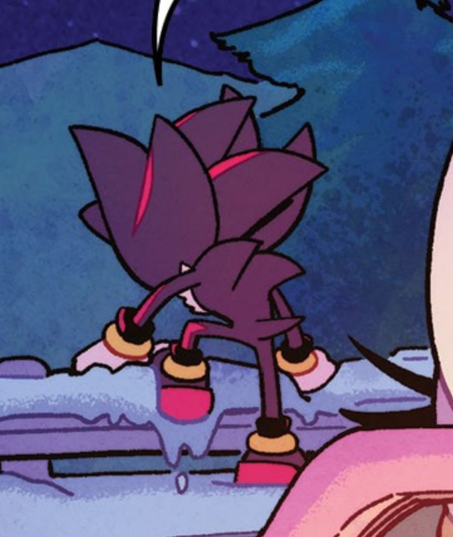 they had no business making him this silly and cute in these issues LOOK HOW LITTLE HE IS