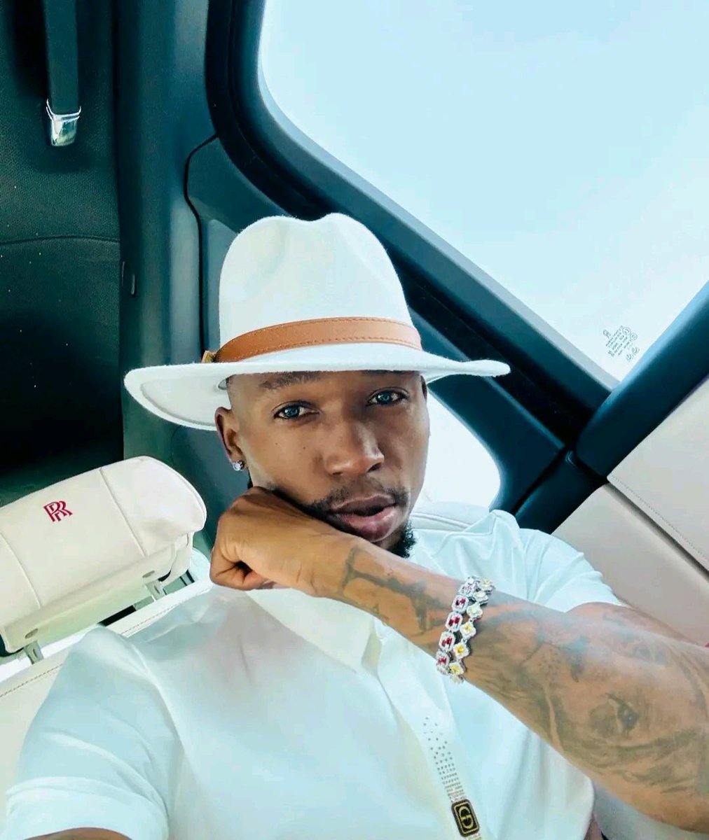 Dear Men!

Take Your Financial Life Very Seriously,Make A lot of money. The World Is Very Cruel To Poor Men Bakamba Stay Real And Stay Strong 💪 💪💪💪❤️❤️