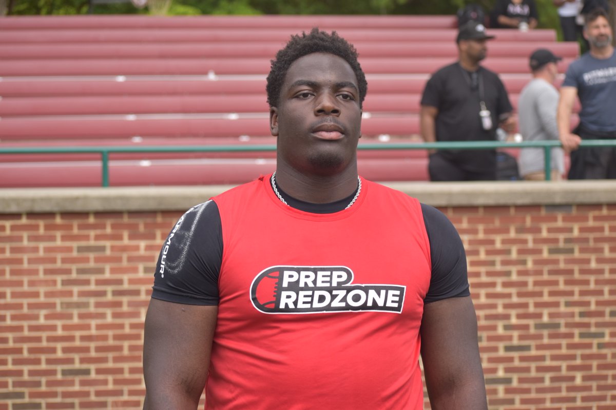 VicCastilloPRZ (@przpavic) on Twitter photo Your <a href="/PrepRedzoneVA/">Prep Redzone Virginia</a> Combine MVP 👇
4⭐️ Valdin Sone (<a href="/Sone_Valdin52/">Valdin ”Vee” Sone 4⭐️</a>) was in the building today repping Blue Ridge HS.
I can’t wait to show off what he did at this event. Nothing surprising to those around him, however.
6’4, a lean 325 pounds. Your <a href="/PrepRedzoneVA/">Prep Redzone Virginia</a> Combine MVP 👇
4⭐️ Valdin Sone (<a href="/Sone_Valdin52/">Valdin ”Vee” Sone 4⭐️</a>) was in the building today repping Blue Ridge HS.
I can’t wait to show off what he did at this event. Nothing surprising to those around him, however.
6’4, a lean 325 pounds.