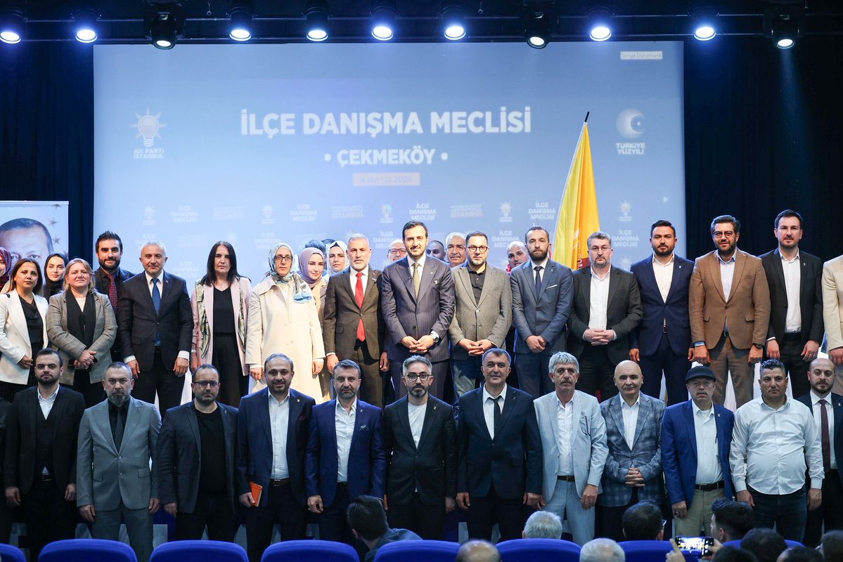 Abdullah Özdemir (@abdullahozdemir) on Twitter photo Teşkilat ruhu; emek, vefa ve adanmışlıktır.
Bugün Çekmeköy’de bu ruhu yeniden tazeledik.
<a href="/akcekmekoy/">AK Parti Çekmeköy</a>
<a href="/erdemkocoglutr/">Erdem Koçoğlu</a> Teşkilat ruhu; emek, vefa ve adanmışlıktır.
Bugün Çekmeköy’de bu ruhu yeniden tazeledik.
<a href="/akcekmekoy/">AK Parti Çekmeköy</a>
<a href="/erdemkocoglutr/">Erdem Koçoğlu</a>