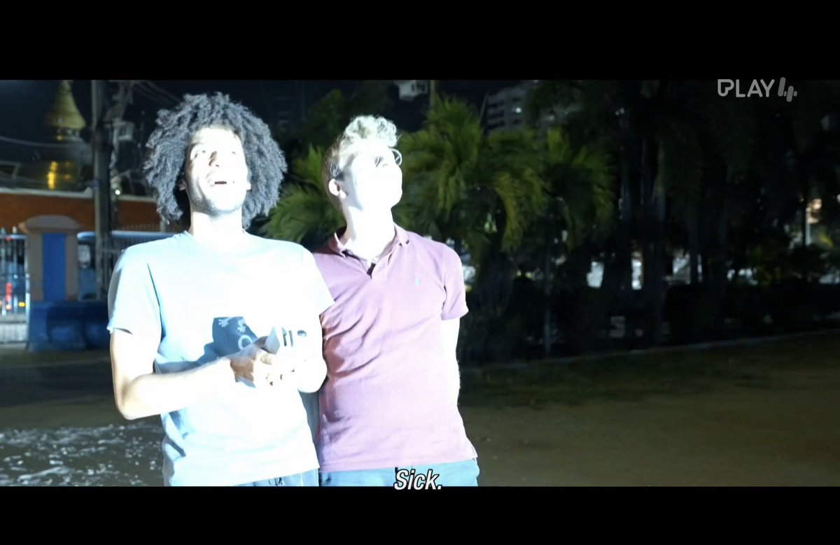 POV mijn mama laat iets op haar gsm zien  #demol