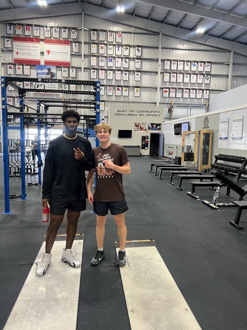 caedenbennett11's tweet image. Had an awesome time working out with @ShedeurSanders blessed for the opportunity to be there!