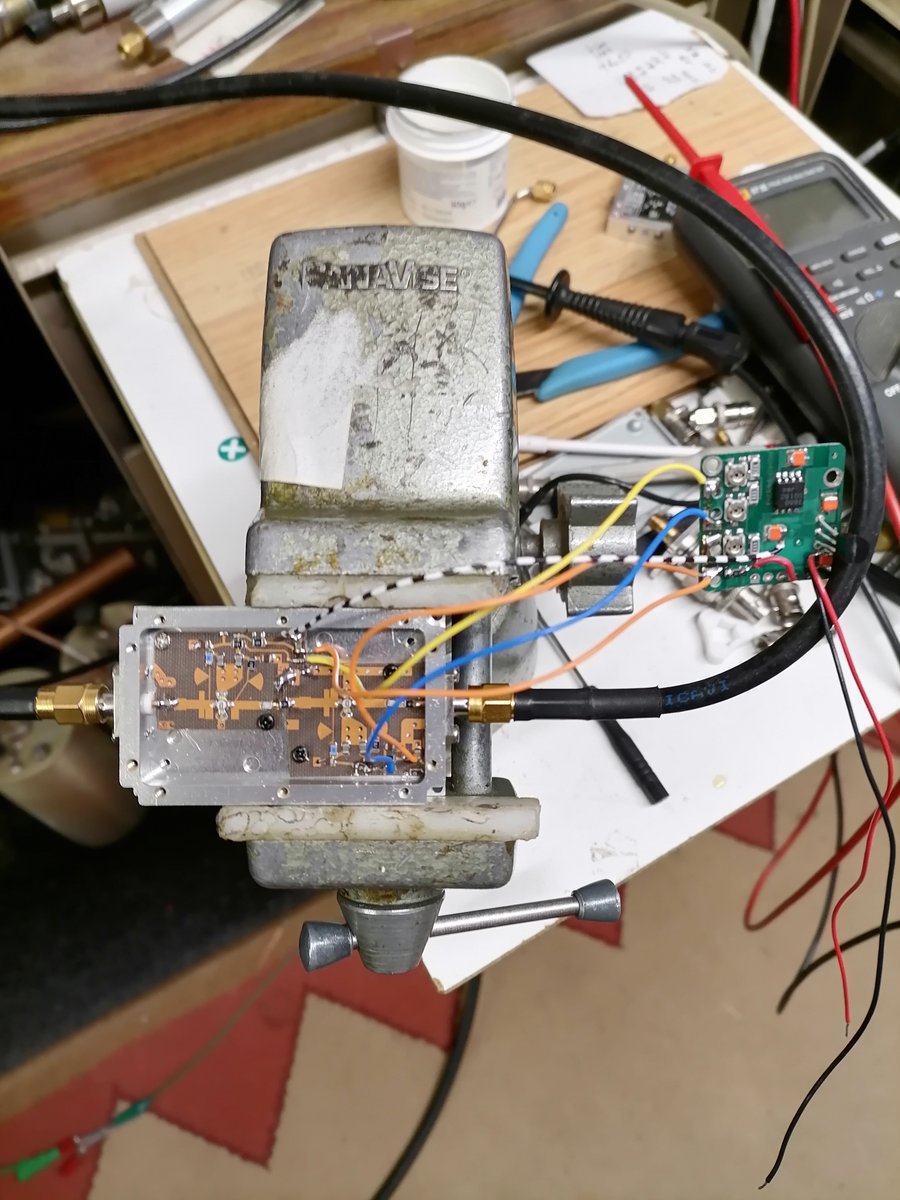 f1aia_jclaude's tweet image. My new lna for a better NF on the hight 8G band
before soldering , last picture during dc test.tomorrow NF measurement and optimization with patches