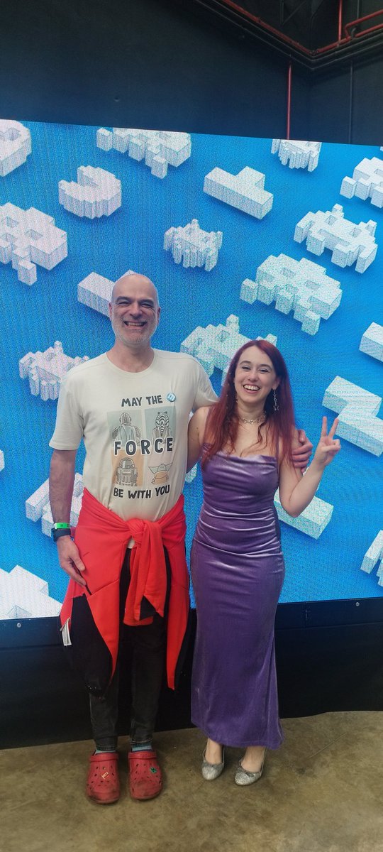 No se puede tener más talento, desprender más alegría, currarselo más, ser más maja y tener mejor comunidad, como siempre me lo haces pasar genial, gracias elesky! Como siempre! Gracias