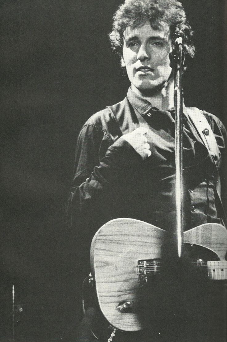 daily bruce springsteen (@thebossdaily) on Twitter photo 