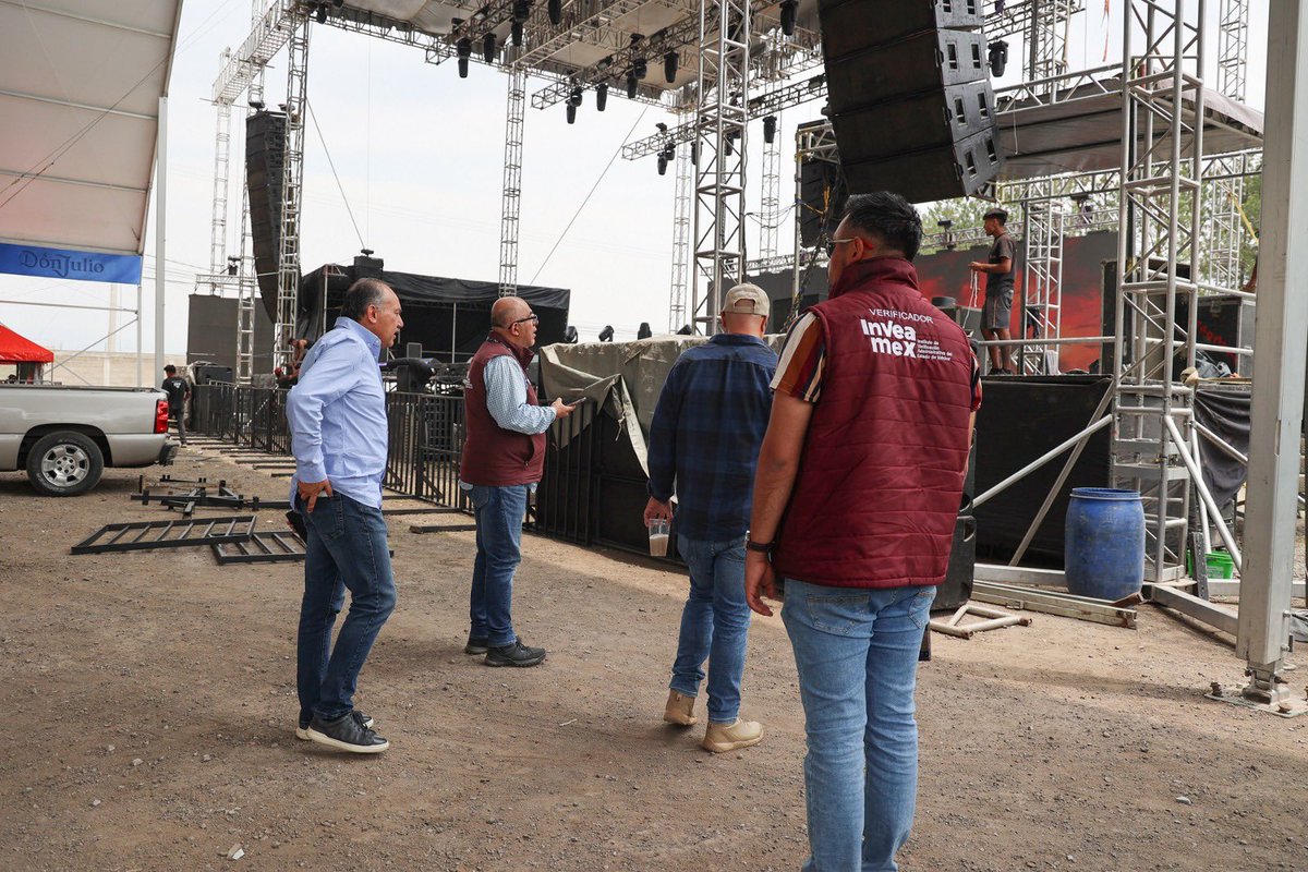 Edoméx Informa (@edomexinforma_) on Twitter photo Supervisa <a href="/Edomex/">Gobierno del Estado de México</a> condiciones de seguridad para más de 200 mil asistentes a la Feria de San Isidro 2025
⚪️Revisan juegos mecánicos, conexiones de gas, estructuras del Teatro del Pueblo y zonas de comida, con observaciones puntuales
Más detalles:goo.su/dV0Nq Supervisa <a href="/Edomex/">Gobierno del Estado de México</a> condiciones de seguridad para más de 200 mil asistentes a la Feria de San Isidro 2025
⚪️Revisan juegos mecánicos, conexiones de gas, estructuras del Teatro del Pueblo y zonas de comida, con observaciones puntuales
Más detalles:goo.su/dV0Nq