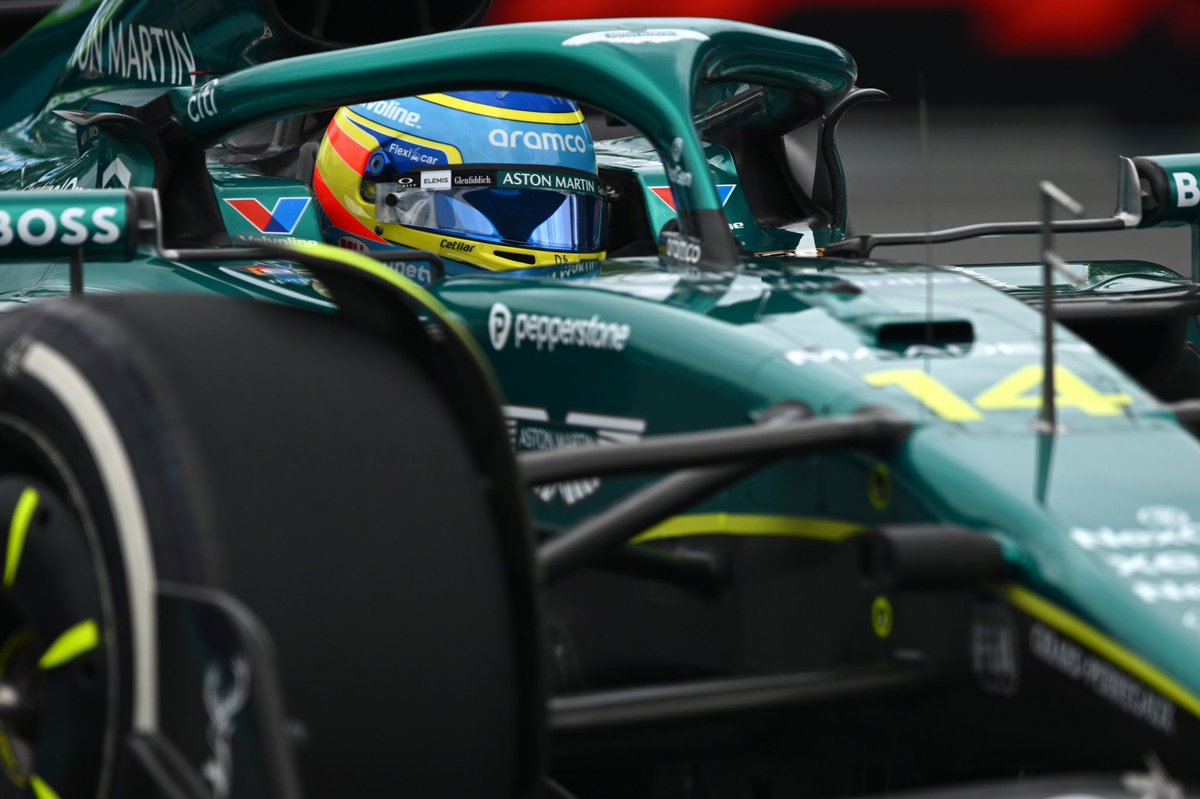 Halfway point reached with Fernando P14 and Lance P18.

#MiamiGP