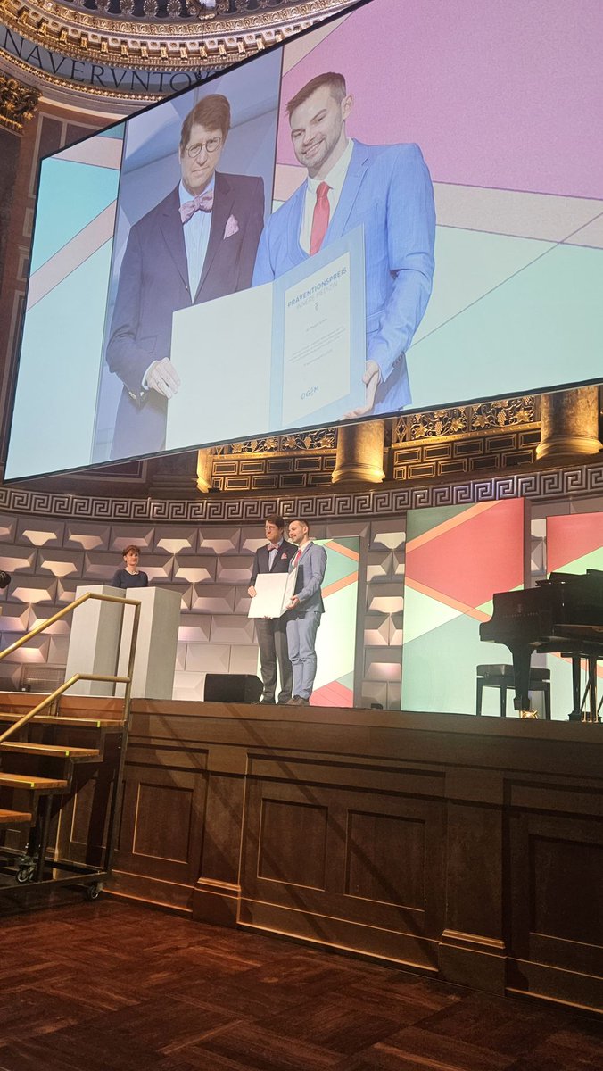 Robert Wagner (@wagrob) on Twitter photo Congratulations to Martin Schön <a href="/MartinSchon1990/">Martin Schön</a> for the Prevention Prize of the German Society of Internal Medicine. May the 4th be with you, and may your research prevent #diabetes complications. #DGIM <a href="/DiabResearch/">Deutsches Zentrum für Diabetesforschung (DZD)</a> Congratulations to Martin Schön <a href="/MartinSchon1990/">Martin Schön</a> for the Prevention Prize of the German Society of Internal Medicine. May the 4th be with you, and may your research prevent #diabetes complications. #DGIM <a href="/DiabResearch/">Deutsches Zentrum für Diabetesforschung (DZD)</a>