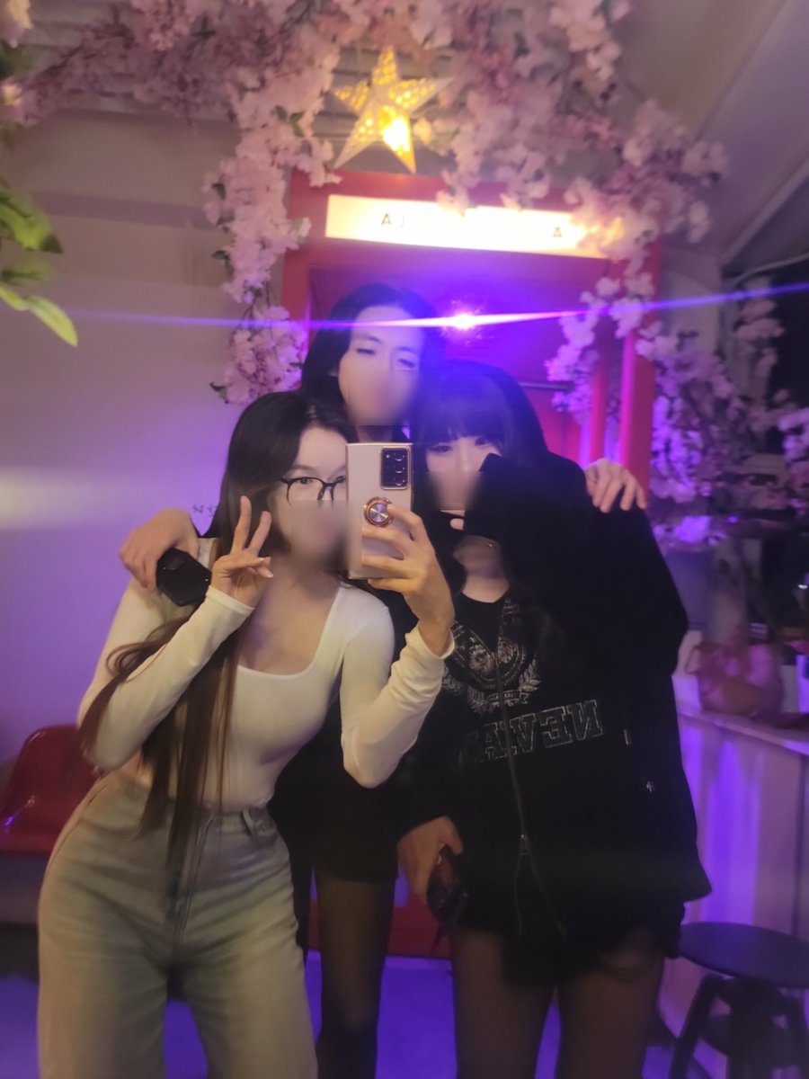 별라 걸스토킹 넘 즐거웠긔연 ~~~^^/

#트젠 #시디 #별라 #러버 #쉬멜