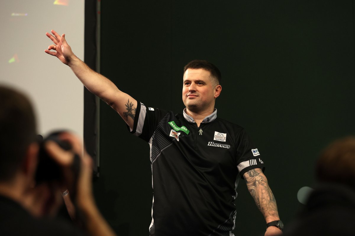 A FANTASTIC effort from #TeamDP this weekend, with Luke Woodhouse making his first European Tour semi-final as he defeated team-mate Michael Smith in the quarter-finals! 

Great effort lads, well done to you both! 👏👏

#Darts #ET6