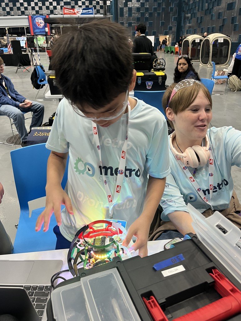 The middle school Drone Soccer Team competed at the National Championship in New York last week. Representing Metro on a national stage, students demonstrated incredible innovation, teamwork, and passion in this cutting-edge sport. 
#DroneSoccer #MetroPride #STEMinAction