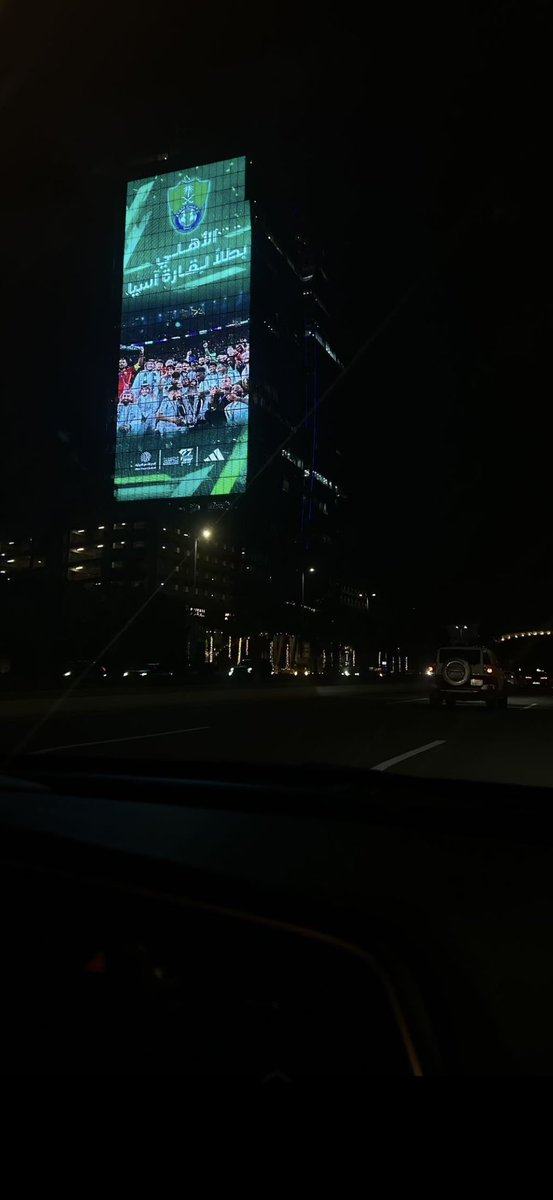RN_Gh7's tweet photo. قاعدة ثابتة لا تغيرها السنين
Jeddah is Green🤷🏻‍♂️💚 https://t.co/nMR0go6nGV