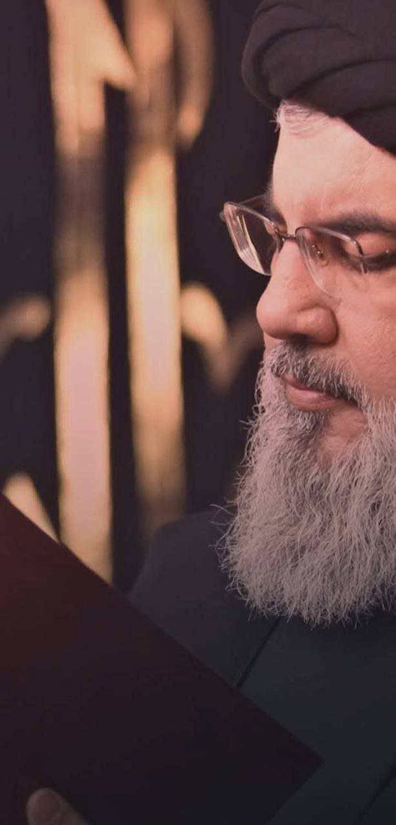 أنت الذي حدّثتنا عن اليمن…
حين قالوا: “ما لكم واليمن؟”
كنت تعلم، وكنّا نجهل…
كنت ترى في عيونهم وهج الإيمان،
وفي بنادقهم وعد الفجر،
قلت لنا يومًا: “هناك رجال لا يُهزمون، هناك مدد وسند…”
فصدقت، وها هم اليوم يسطرون ملاحم الصمود،
ويرفعون راية المستضعفين .
#اليمن