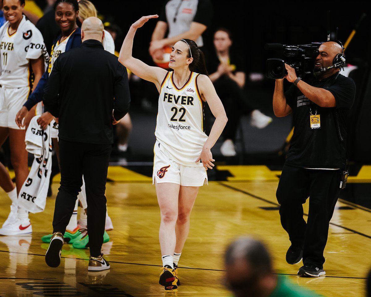 FROM THE LOGO. 

<a href="/CaitlinClark22/">Caitlin Clark</a> x #Hawkeyes