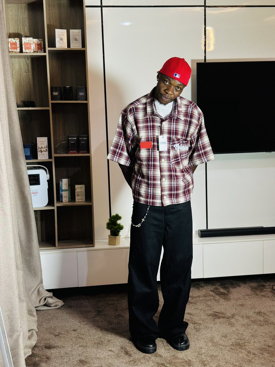 Evander611's tweet image. Your Badass fashion designer β€οΈ
(Complete made by MeπββοΈ)