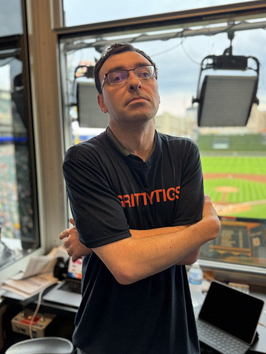 3 players with 8+ home runs in the beginning of May