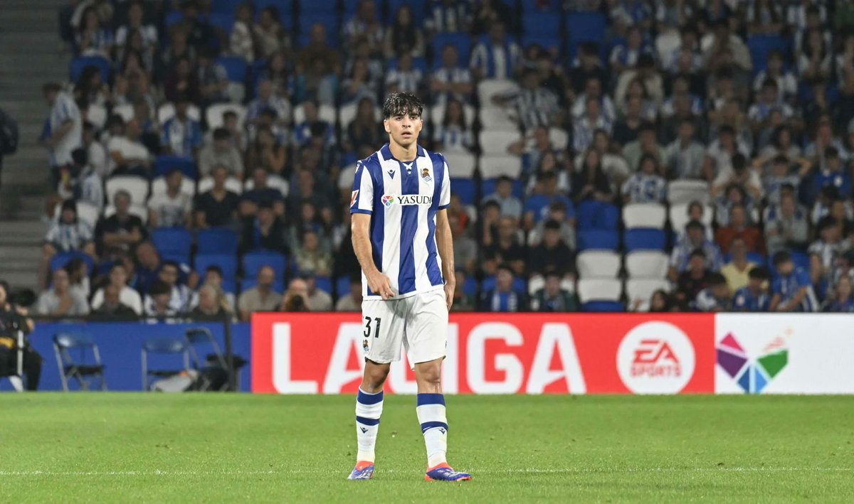 Honor, Jon.

El presente y el futuro kaiser de la Real.