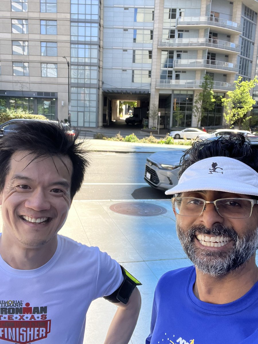 hari_keshava's tweet photo. Great meeting and getting an 8 mile run in with Dr Chu from @BostonChildrens
#AATS2025 #freesolomindset #runningsuture https://t.co/xBefNev97S